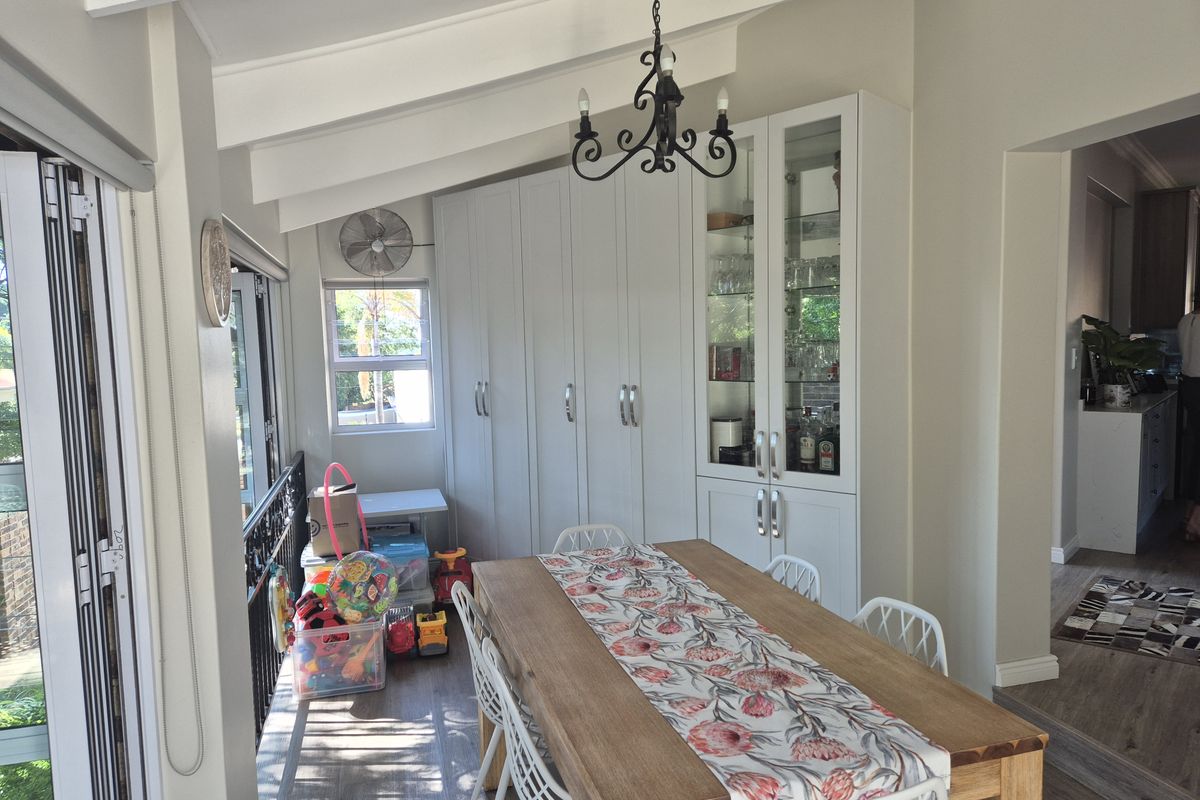 Perfect for Multi-Generational Living or Smart Rental Options - Photo 2