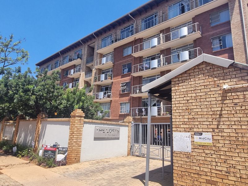 Very Popular Complex - Photo 2