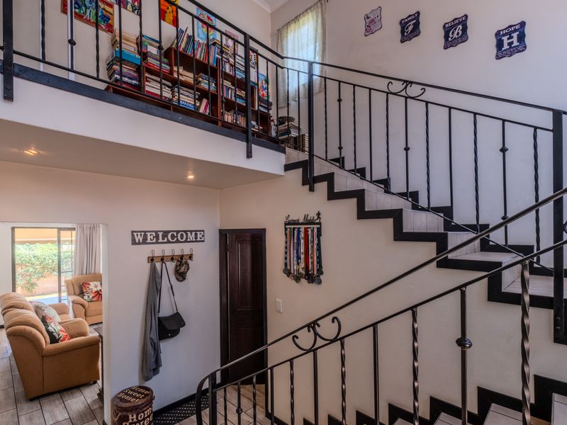 Modern, Spacious Family Duplex - Photo 7