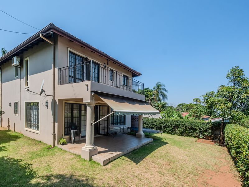 Modern, Spacious Family Duplex - Photo 3