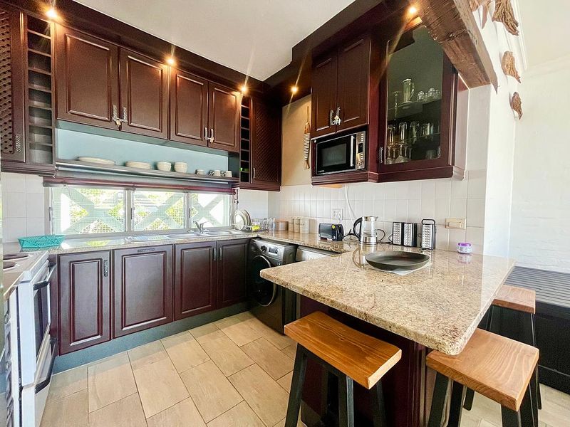 Stunning Position Stunning Sea Views - Photo 10