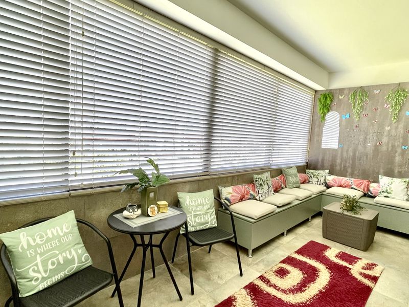 Stylishly Renovated Apartment in the Heart of Scottsville - Photo 8