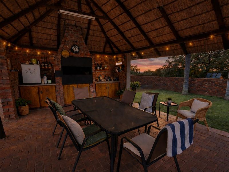 Perfect Home for a Large Family - Photo 2