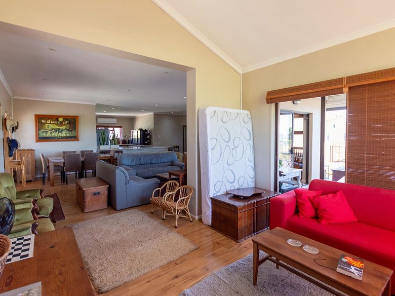 Dual Living Double Storey  near the Lagoon - Photo 9