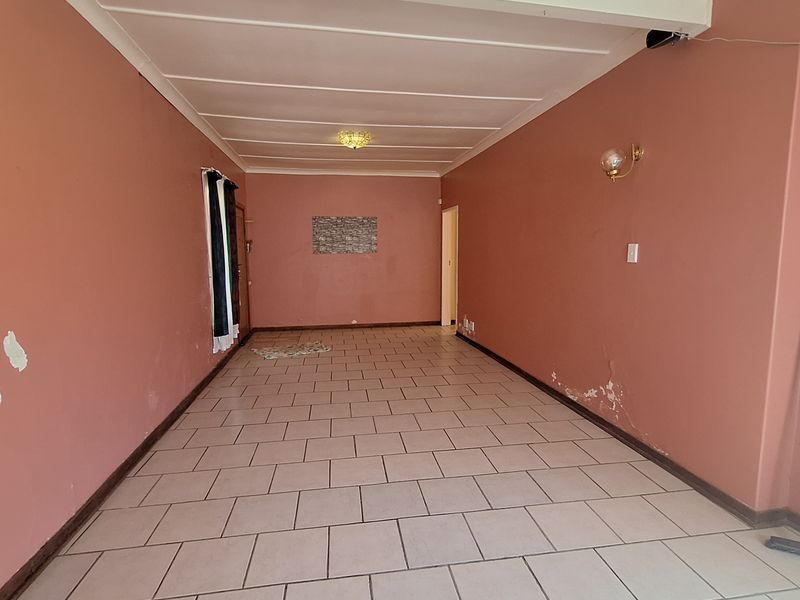 Spacious house in quiet area for sale - Photo 10