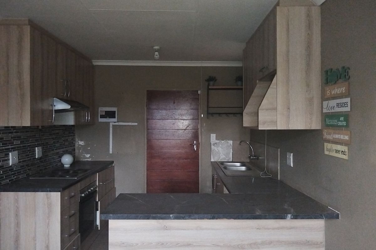 Charming 2-Bedroom Home in Savanna City, Walkerville – Your Perfect Oasis Awaits! - Photo 4