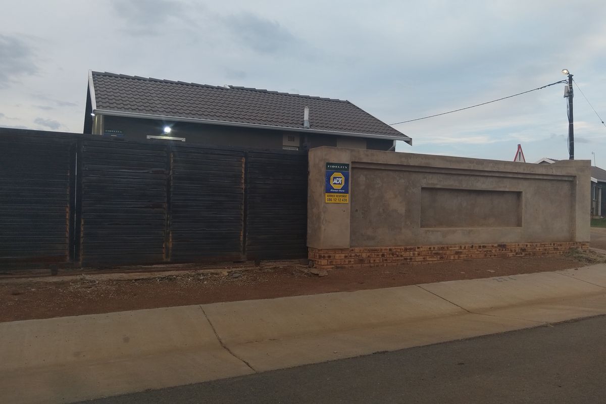 Charming 2-Bedroom Home in Savanna City, Walkerville – Your Perfect Oasis Awaits! - Photo 2