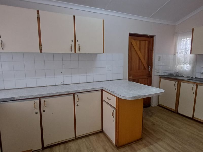 3 Bedroom house to let in Top Town - Photo 4