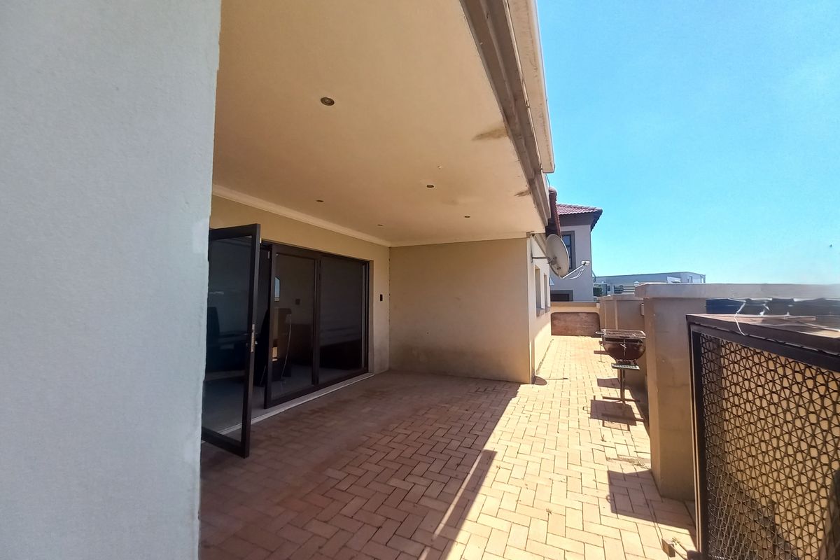 Secure Estate Living with Versatile Basement Space - Photo 5