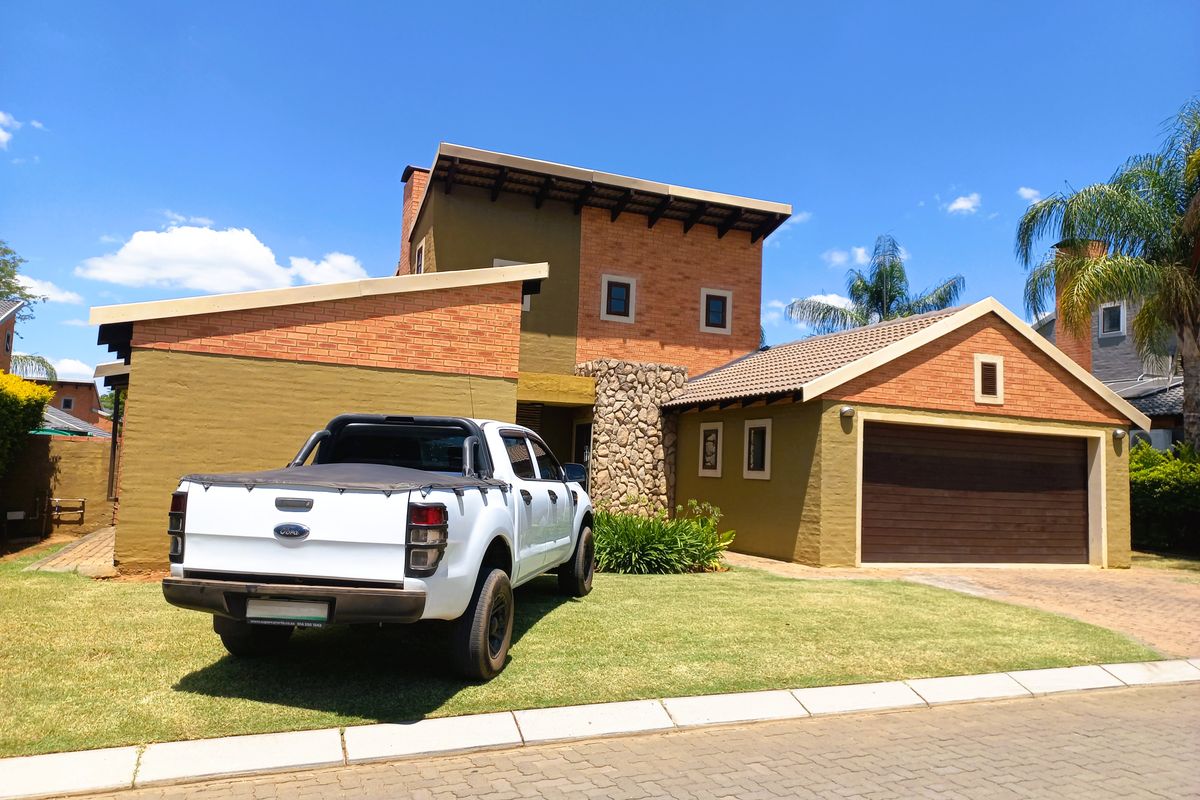 Where Comfort Meets Security – A Home Designed for Family Living - Photo 3