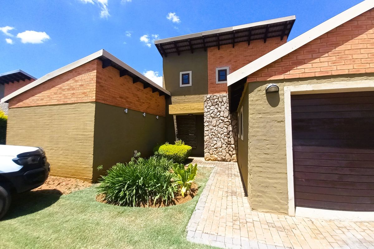 Where Comfort Meets Security – A Home Designed for Family Living - Photo 2