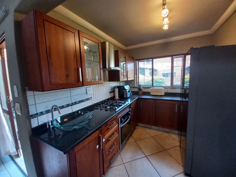 Where Comfort Meets Security – A Home Designed for Family Living - Photo 7