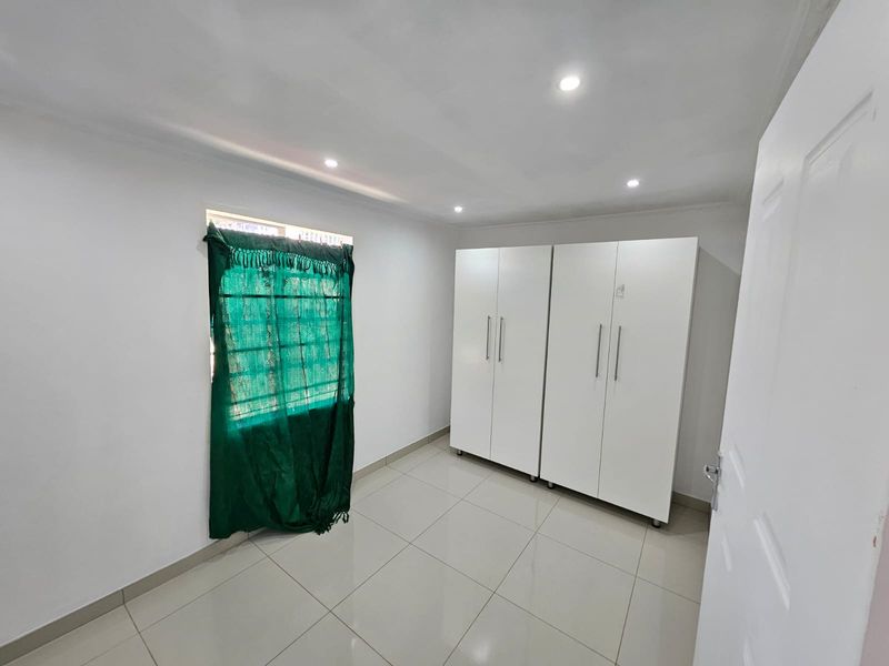 2 Bedroom Starter Home - Photo 6