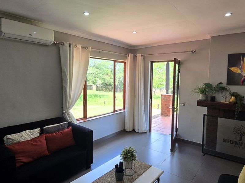 Prime 3 Bedroom Investment Unit – Perfect for Airbnb or Rental Income - Photo 5