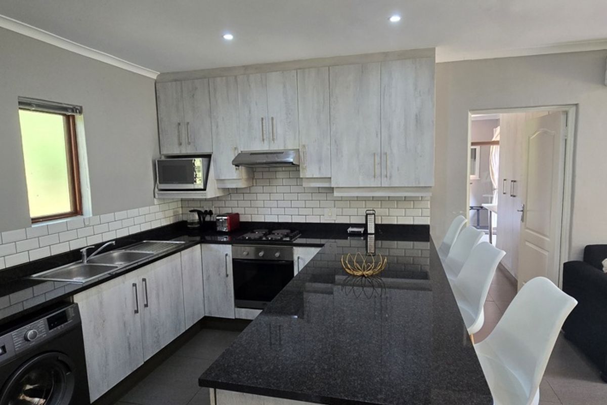 Prime 3 Bedroom Investment Unit – Perfect for Airbnb or Rental Income - Photo 3