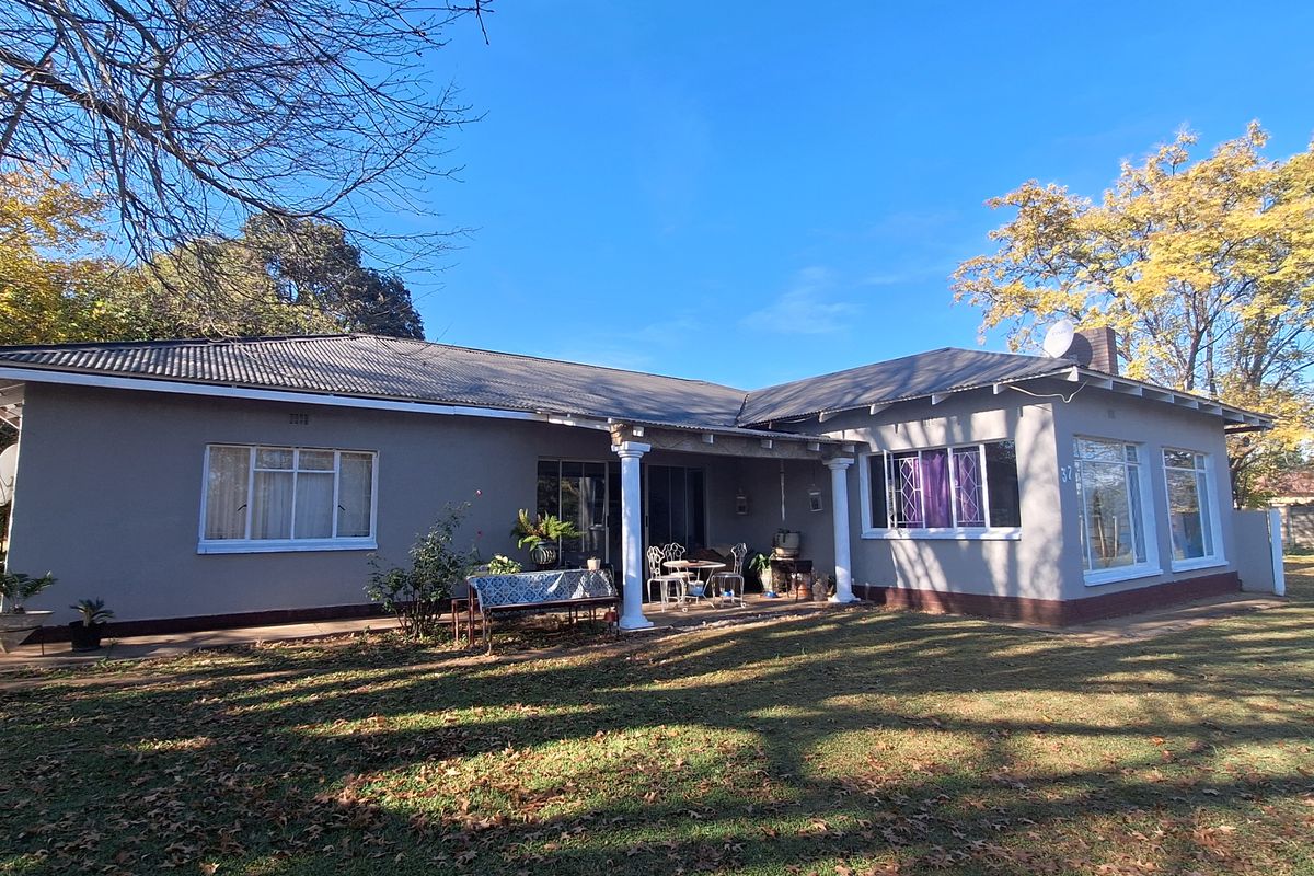 Big house for sale - Photo 3