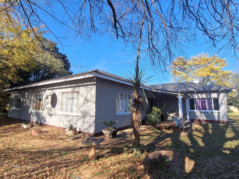 Big house for sale - Photo 2