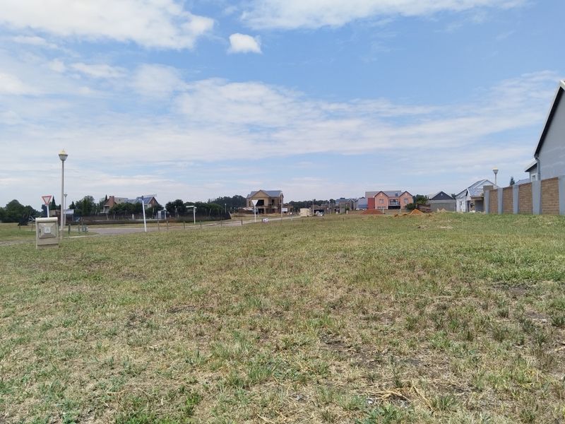 Discover Your Dream Home Site in Riverspray Lifestyle Estate! - Photo 6