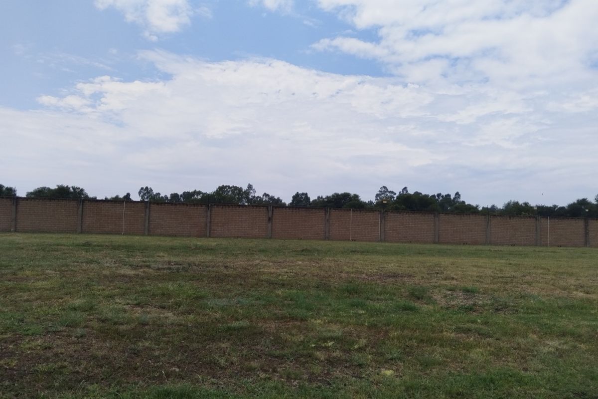 Discover Your Dream Home Site in Riverspray Lifestyle Estate! - Photo 3