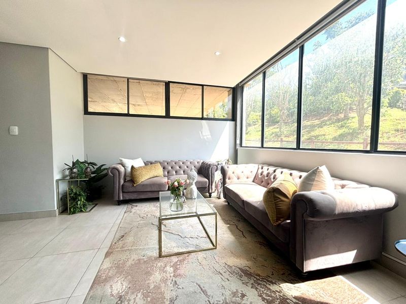 Sun-drenched corner apartment in Imbali Ridge Estate - Upgraded Luxury Awaits - Photo 2