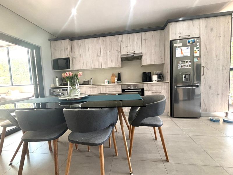 Sun-drenched corner apartment in Imbali Ridge Estate - Upgraded Luxury Awaits - Photo 5