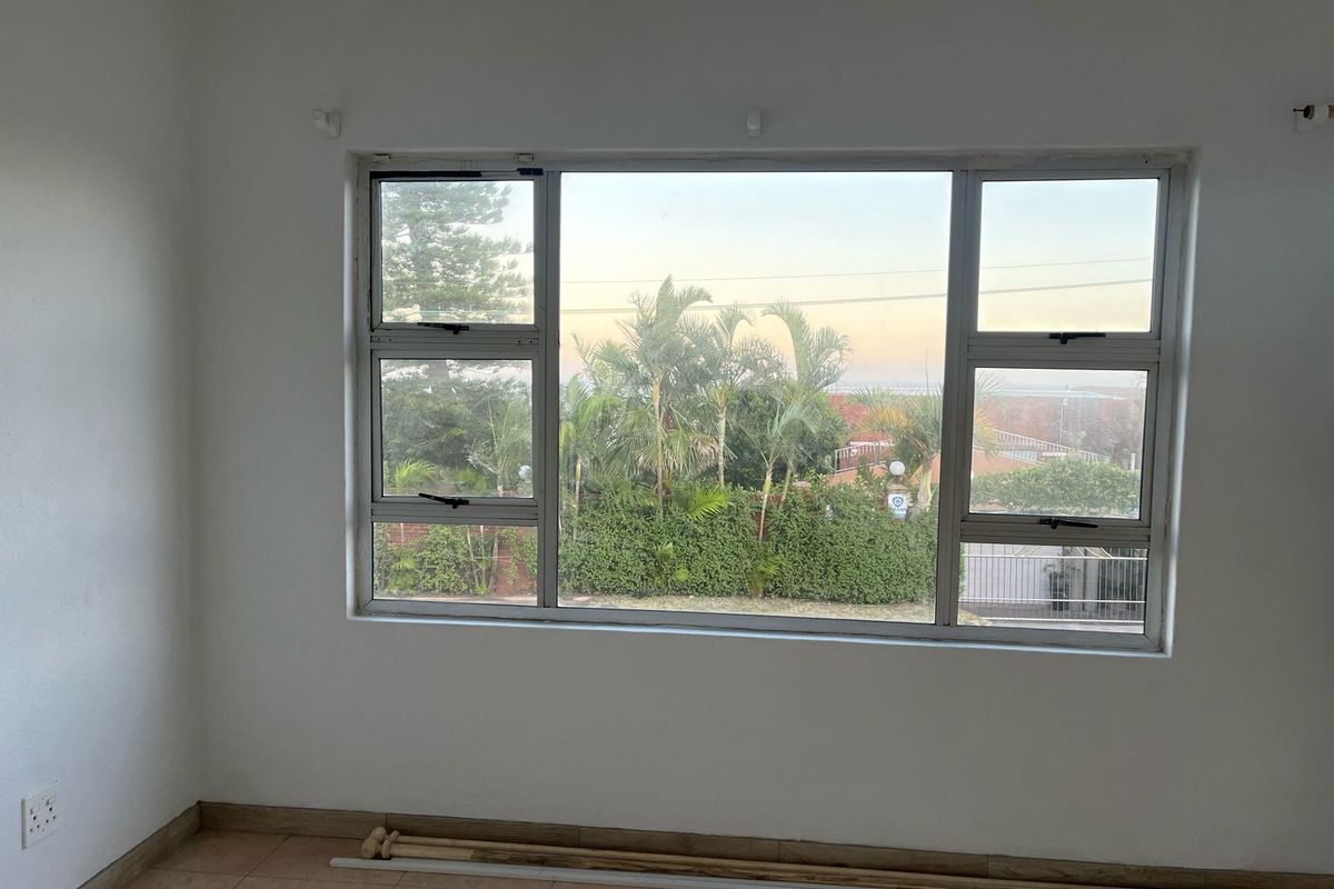 Bachelor Flat To Rent In Marine Drive - Photo 5