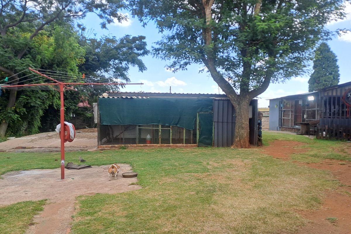 Charming Family Home For Sale - Photo 2