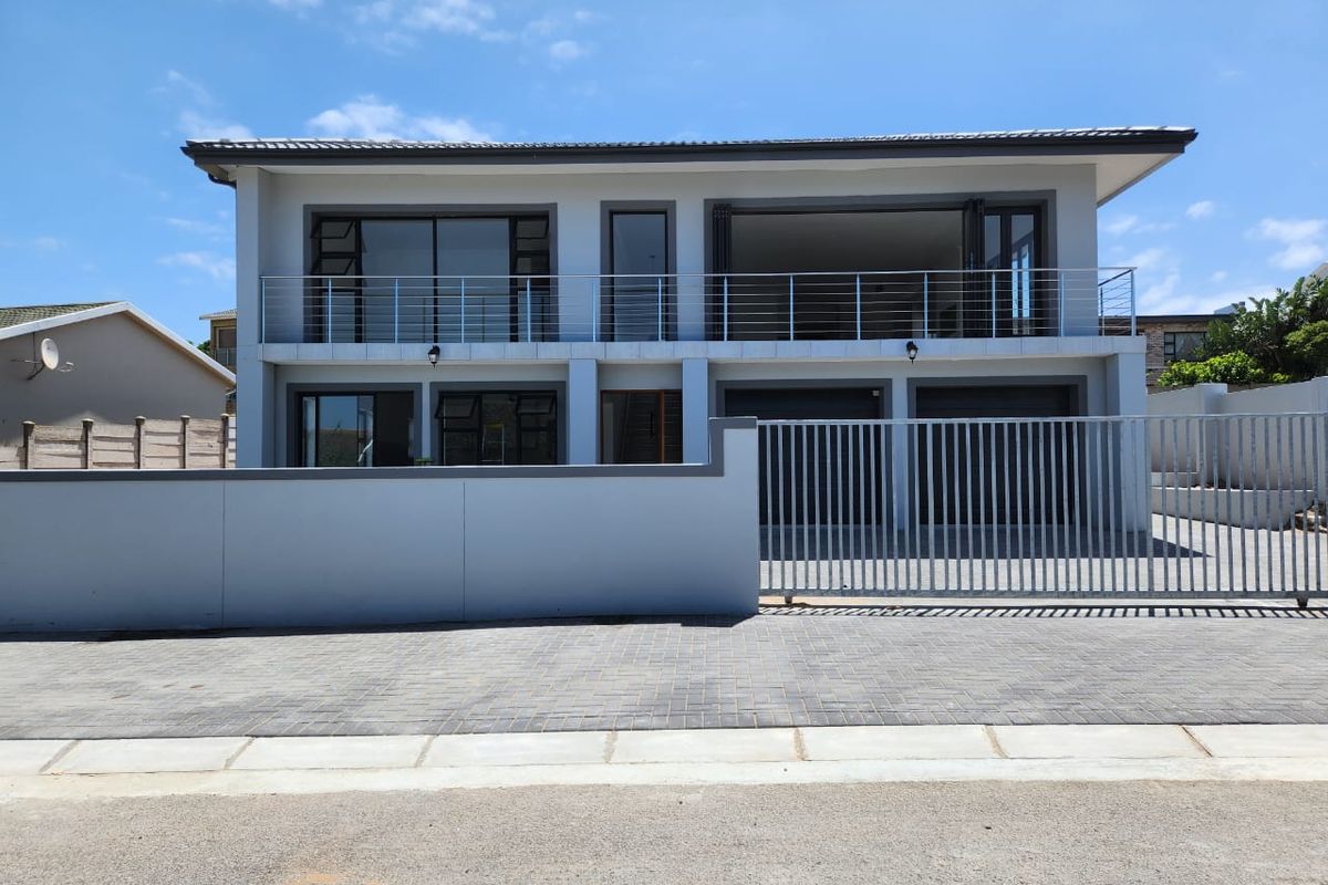 Sophisticated Coastal Living Wavecrest Jeffreys Bay - Photo 2