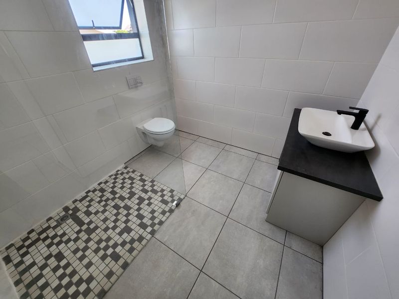 Sophisticated Coastal Living Wavecrest Jeffreys Bay - Photo 6