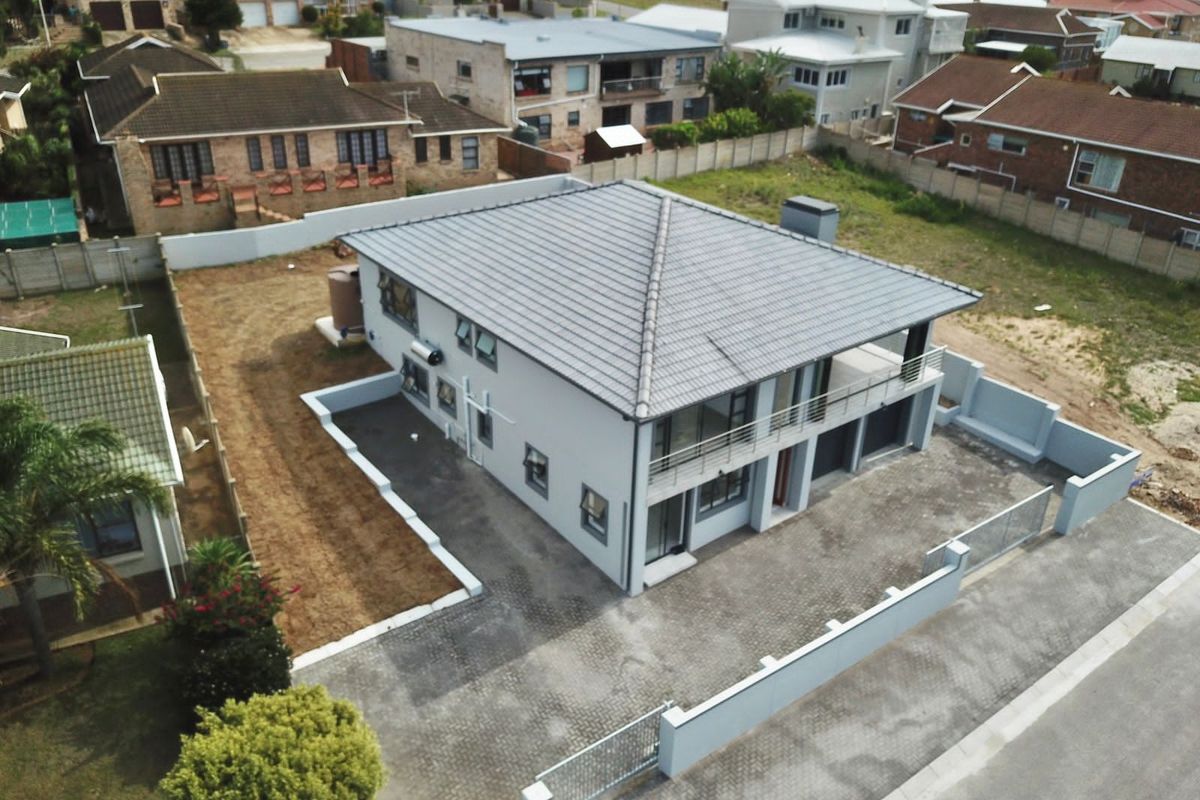 Sophisticated Coastal Living Wavecrest Jeffreys Bay - Photo 4