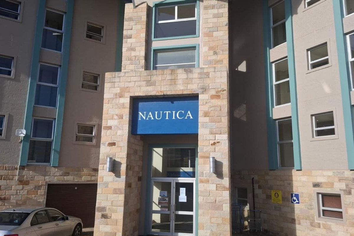 Coastal convenience meets smart investment – 1-Bedroom Apartment in Mossel Bay - Photo 2