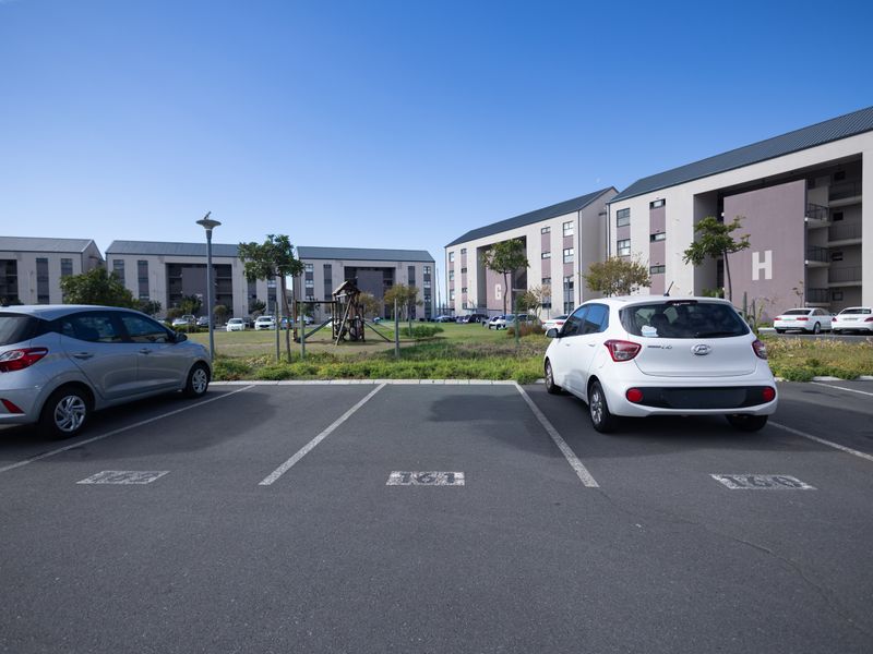 Modern and Functional 1 Bedroom Apartment – Ideal Lock Up and Go - Photo 9