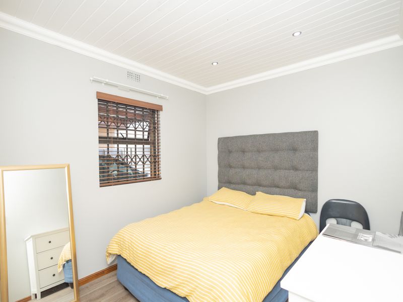 Charming 2-bedroom Freehold home for sale in Camelot, Kuils River—perfect for first-time buyers! - Photo 10