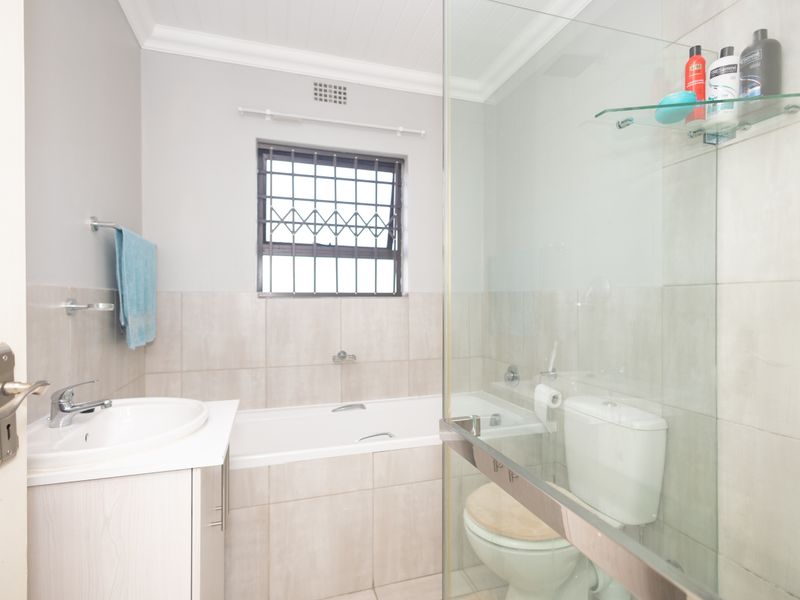 Charming 2-bedroom Freehold home for sale in Camelot, Kuils River—perfect for first-time buyers! - Photo 9