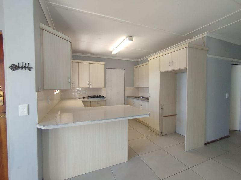 Versatile Dual-Living Opportunity with Income Potential - Photo 7