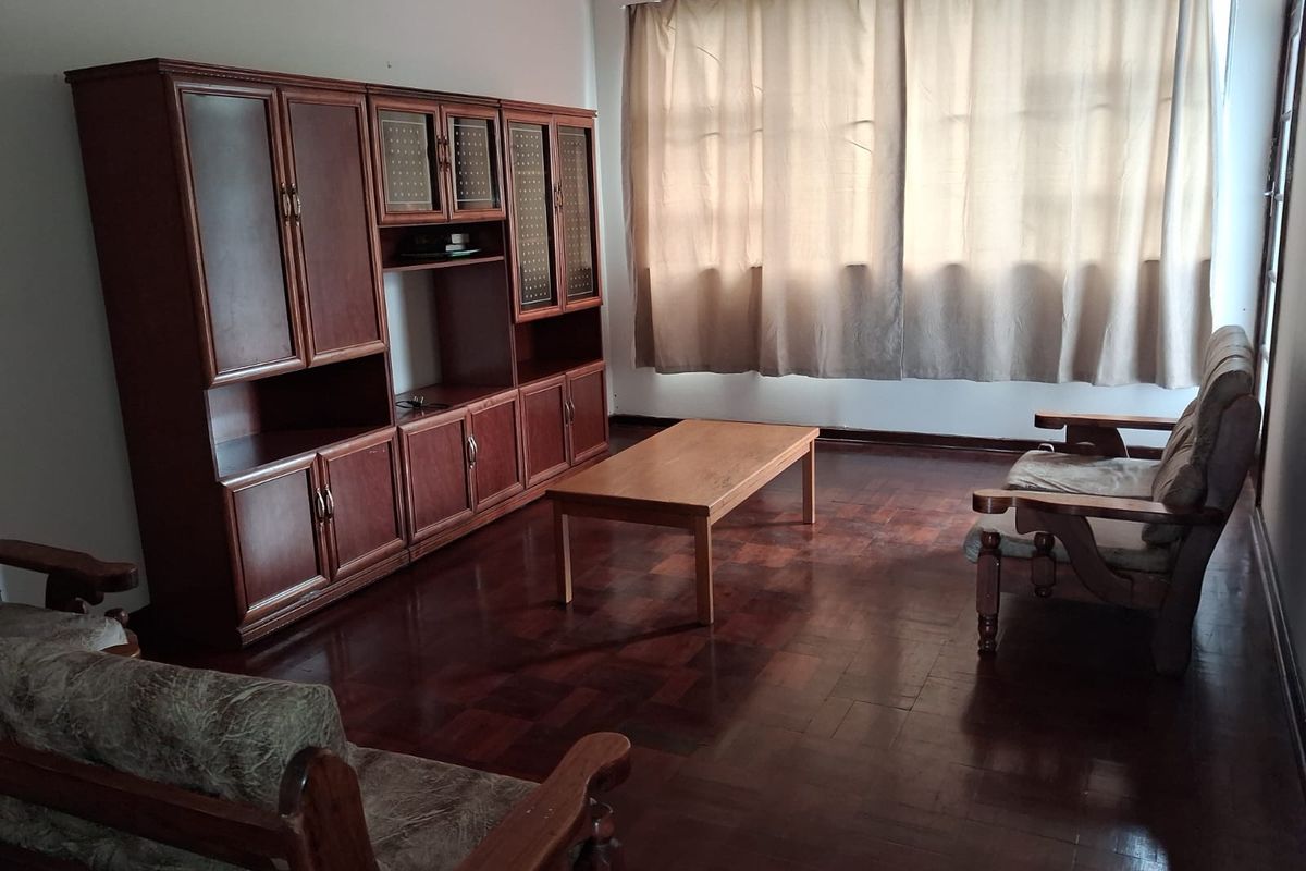 Spacious one bedroom apartment with private balcony – Southernwood - R7000 per month - Photo 2