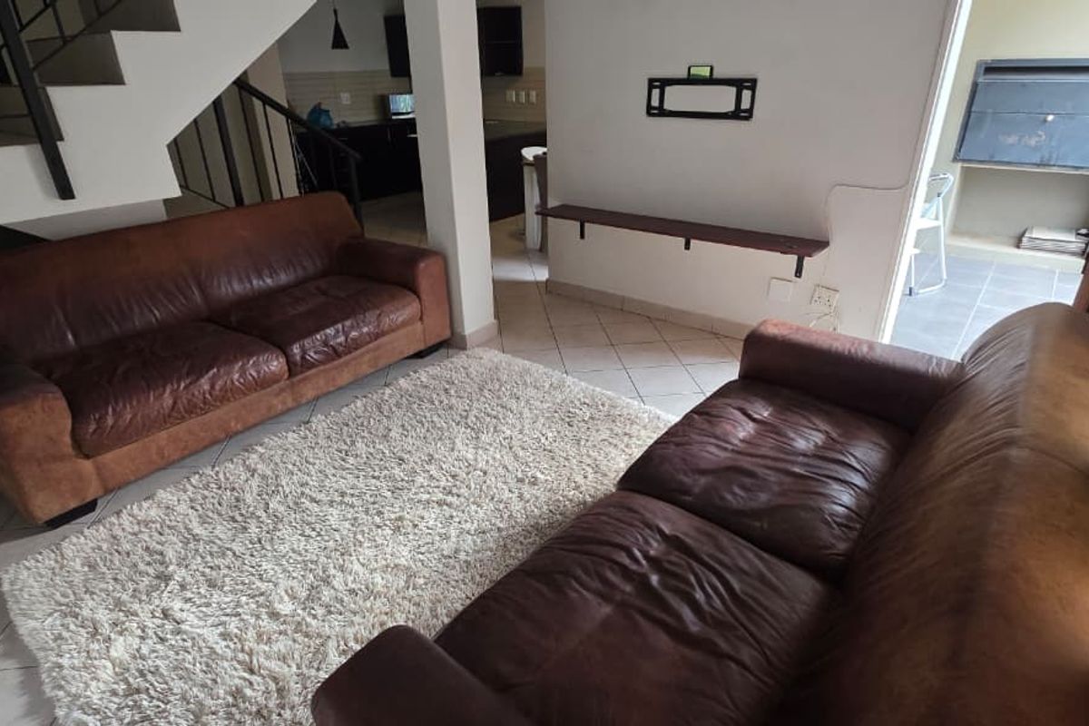 Spacious 3-Bedroom Townhouse in Brooklands Lifestyle Estate - Photo 4