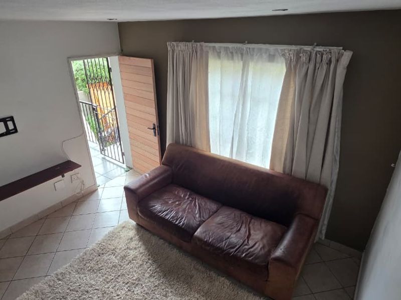 Spacious 3-Bedroom Townhouse in Brooklands Lifestyle Estate - Photo 6