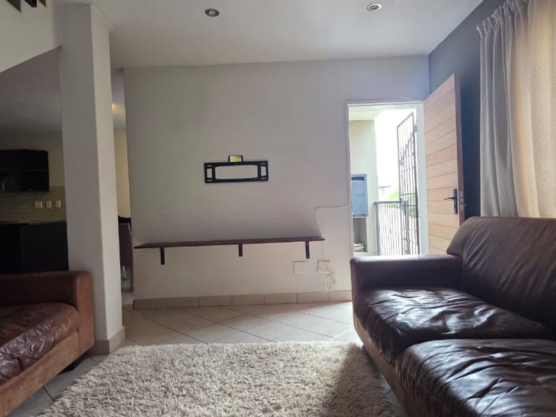 Spacious 3-Bedroom Townhouse in Brooklands Lifestyle Estate - Photo 5