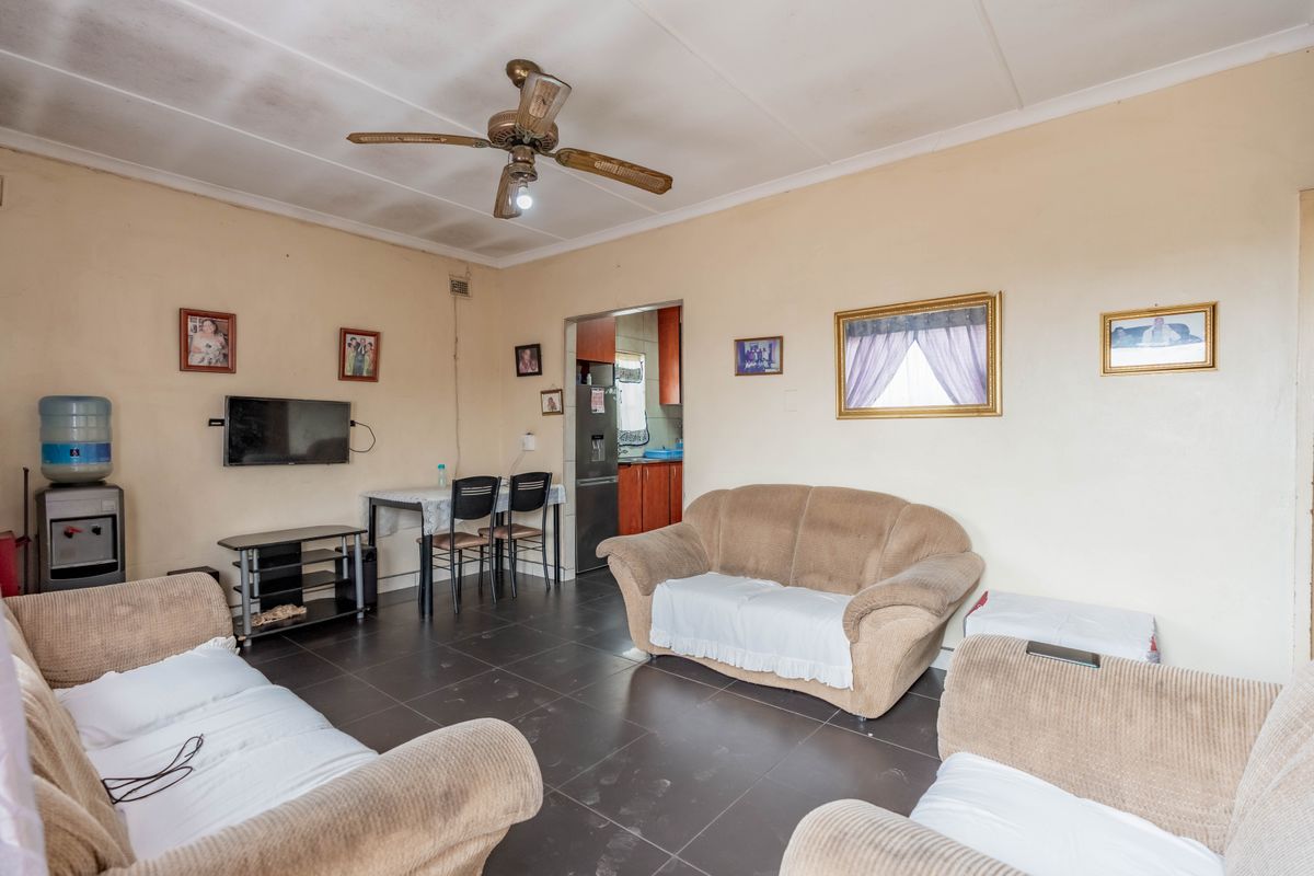 Family Home for sale in Marianheights - Photo 4