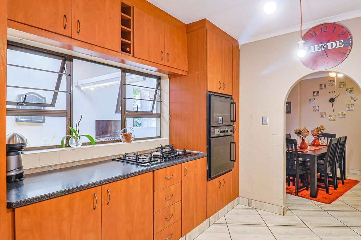 Your Dream Family Home Awaits in Safari Gardens, Rustenburg! - Photo 4