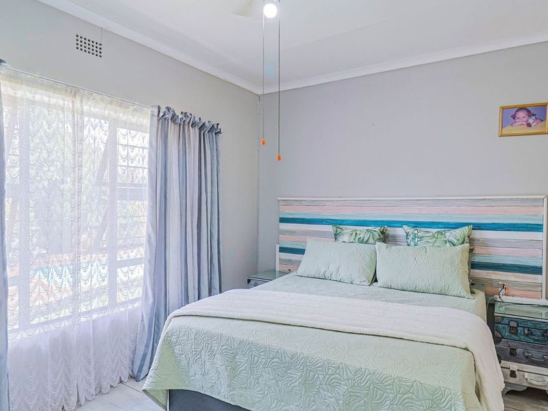 Your Dream Family Home Awaits in Safari Gardens, Rustenburg! - Photo 7