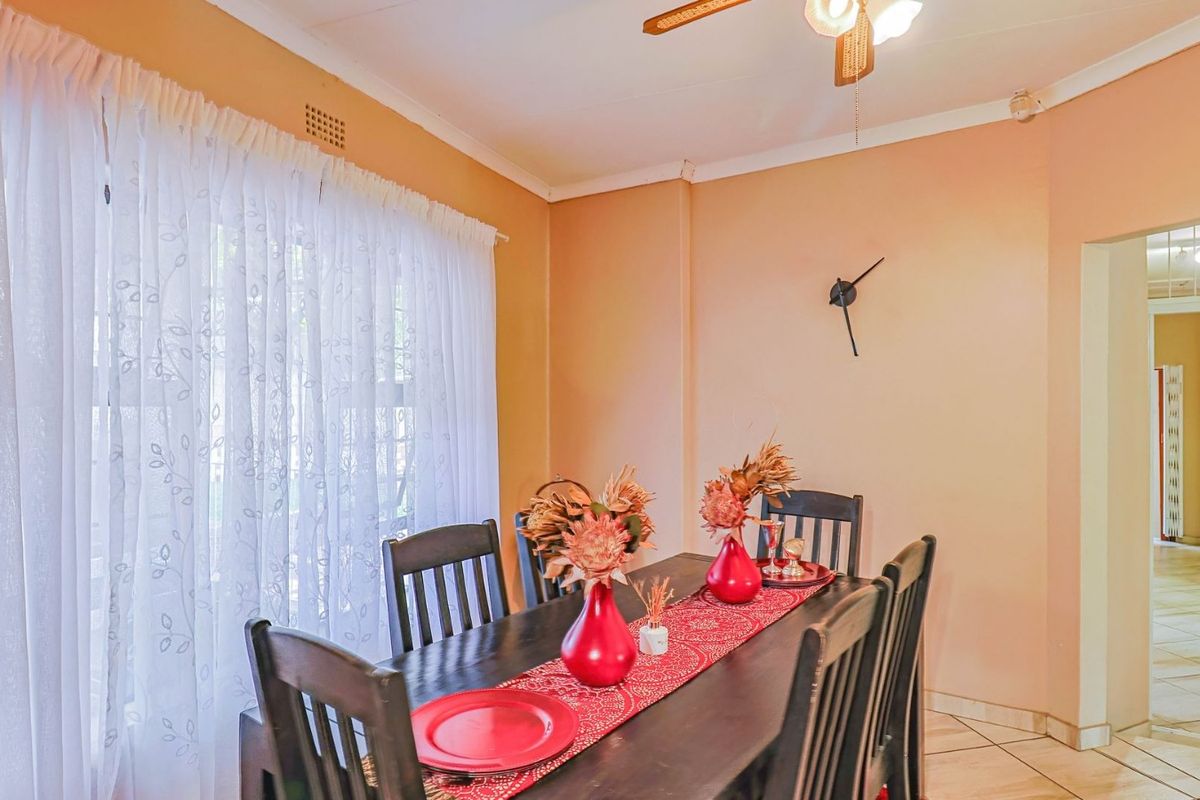 Your Dream Family Home Awaits in Safari Gardens, Rustenburg! - Photo 5