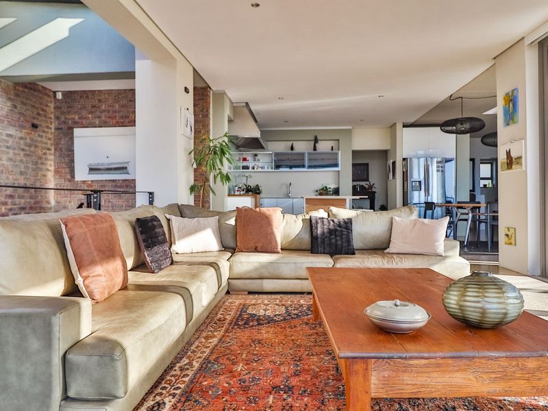 Two homes for the price of 1 with so many options - Photo 7