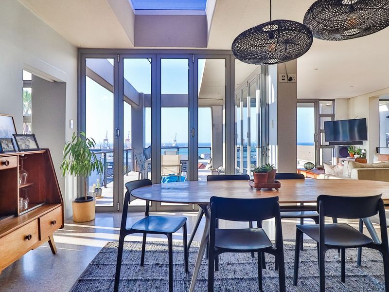 Two homes for the price of 1 with so many options - Photo 2