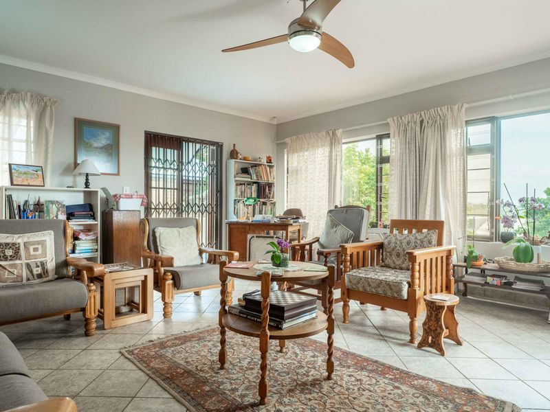 Secure living - Luxury Harcourts Auction in Scottburgh - Photo 3