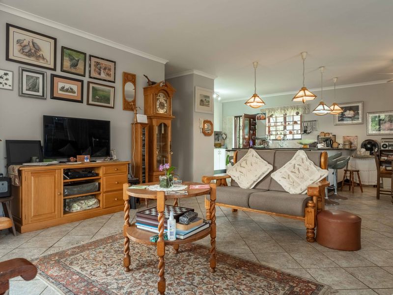 Secure living - Luxury Harcourts Auction in Scottburgh - Photo 5