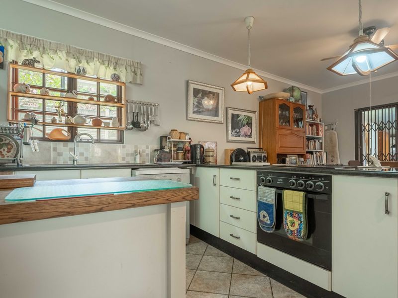 Secure living - Luxury Harcourts Auction in Scottburgh - Photo 9