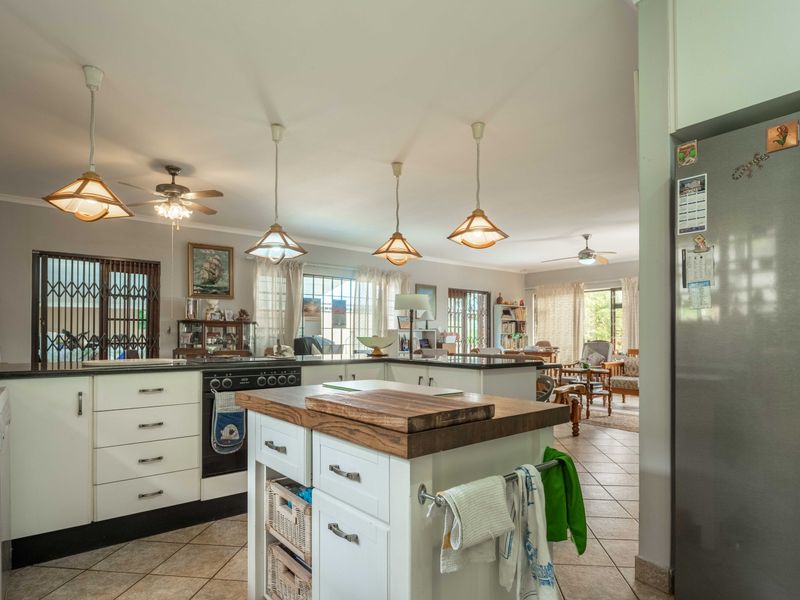 Secure living - Luxury Harcourts Auction in Scottburgh - Photo 7