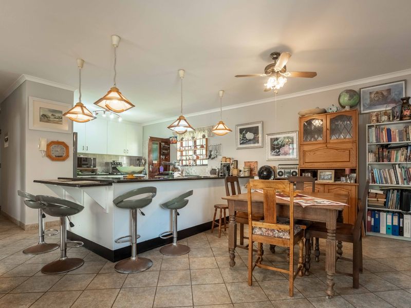 Secure living - Luxury Harcourts Auction in Scottburgh - Photo 6